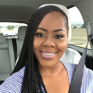 Meet your Posher, Latrisha